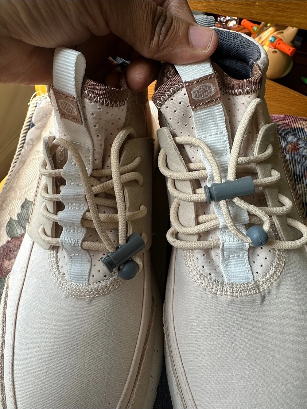 Hey Dude Women's Sirocco Mid Sport sneakers Sz 8